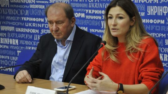 Dzhaparova: The Prize Awarded to Ilmi Umerov, Recognition of Crimean Tatars' Fight for Crimea to Be Part of Ukraine