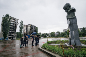 Представники світових організацій з охорони спадщини відвідали зруйновані росіянами міста Київщини та Чернігівщини