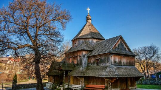 Господарський суд Хмельницької області зобов’язав УПЦ МП звільнити церкву в Карвасарах та передати її заповіднику «Кам’янець»