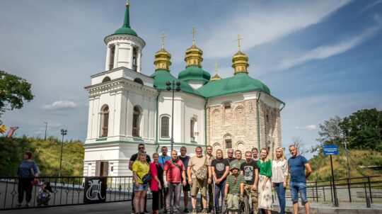 Програма «Духовне відновлення у Києво-Печерській лаврі» допомагає знайти моральну та духовну підтримку українським військовим