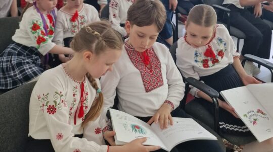 У столиці Казахстану місті Астана відкрили «Українську книжкову поличку»