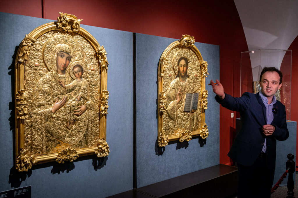 gallery photo