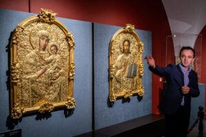 gallery photo