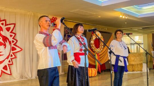 «Сцена без обмежень»: у Миколаївському обласному палаці культури діє інклюзивний гурток творчої реабілітації