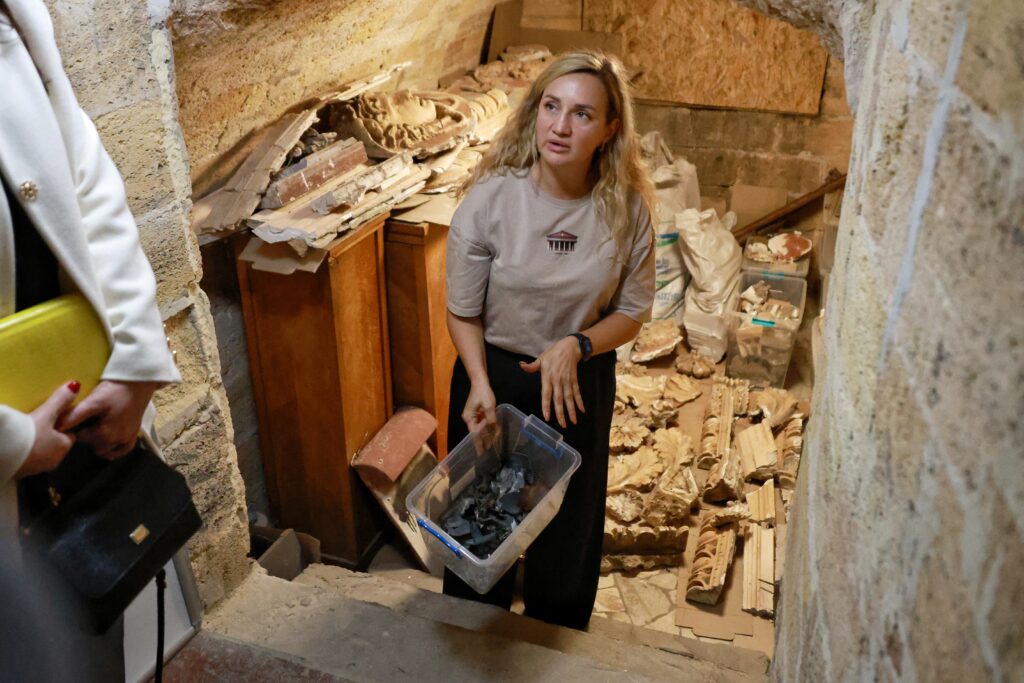 gallery photo