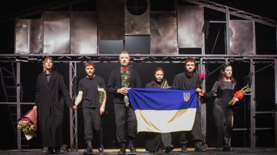 Національний академічний драматичний театр імені Лесі Українки показав виставу «Земля» у Литві