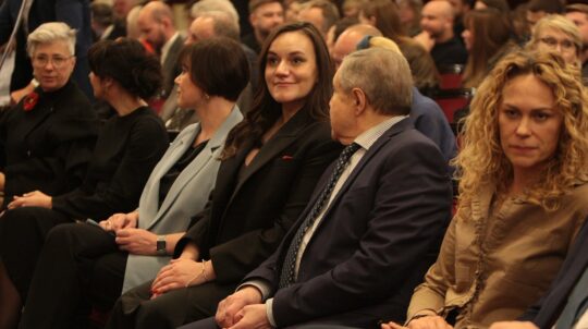 Українська прем’єра «Казок Гофмана» режисера Івана Уривського у Національній опері зібрала міжнародних дипломатів