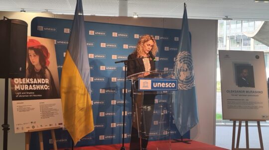 У штаб-квартирі ЮНЕСКО відкрили виставку «Олександр Мурашко: Світло й тінь українського модерну»
