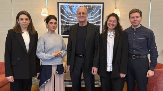 Третя група українських професіоналів завершила стажування в Метрополітен-опері